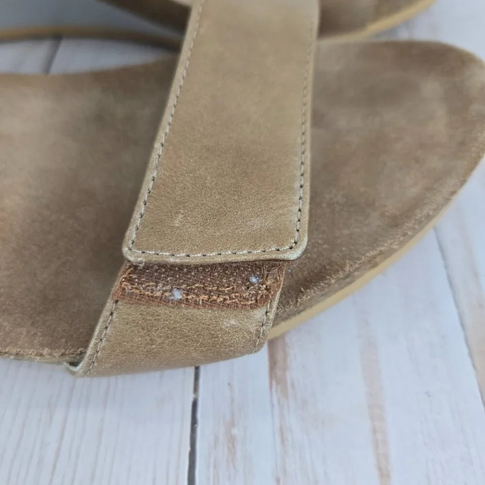 NAOT Mermaid Women’s Tan Leather Wedge Sandals Size 11 Comfort